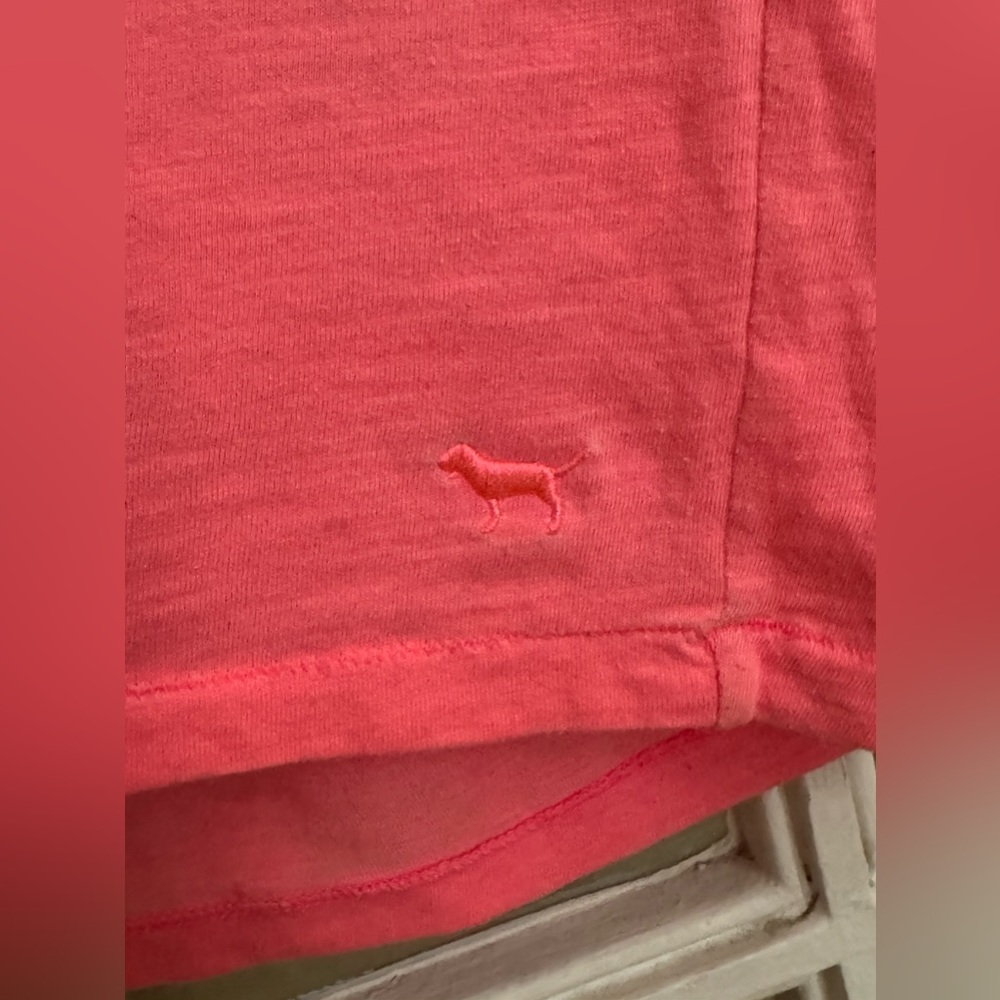PINK V Neck - Picture 6 of 7